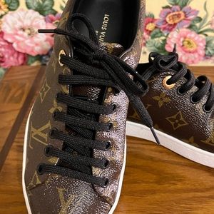 Louis Vuitton Frontrow sneaker